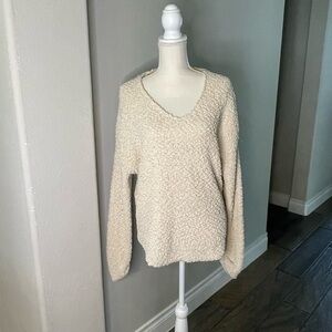 Hem and Thread 🧵 Sweater